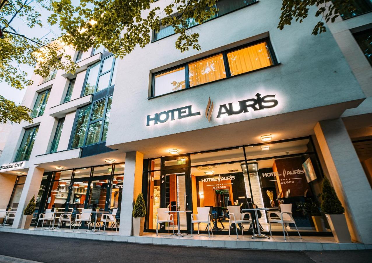 סגד Hotel Auris מראה חיצוני תמונה